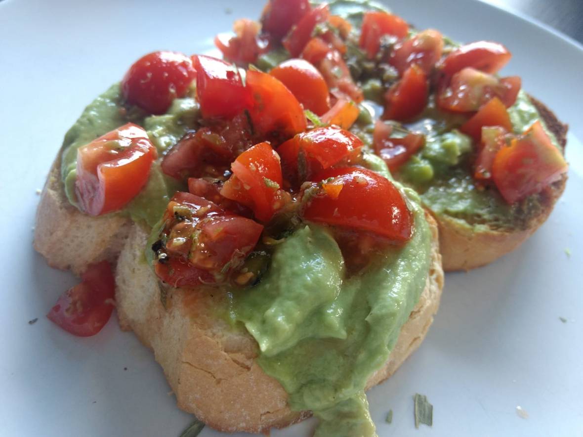 45902501_10155719375922890_487492738149777408_o